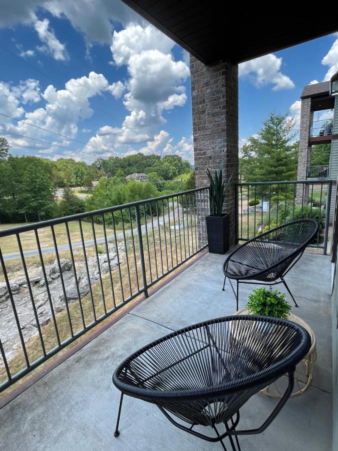Couples Condo Retreat Overlooking Golf Course Branson West Esterno foto