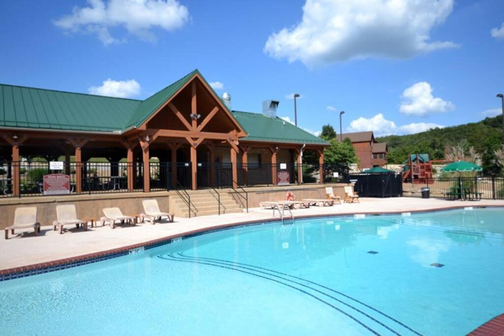 Couples Condo Retreat Overlooking Golf Course Branson West Esterno foto