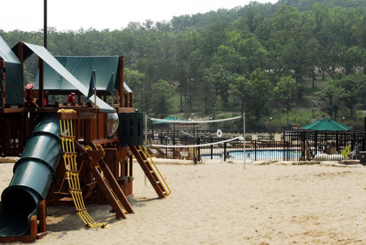 Couples Condo Retreat Overlooking Golf Course Branson West Esterno foto